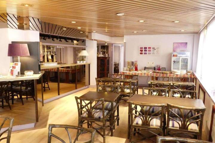 Restaurant room Évreux