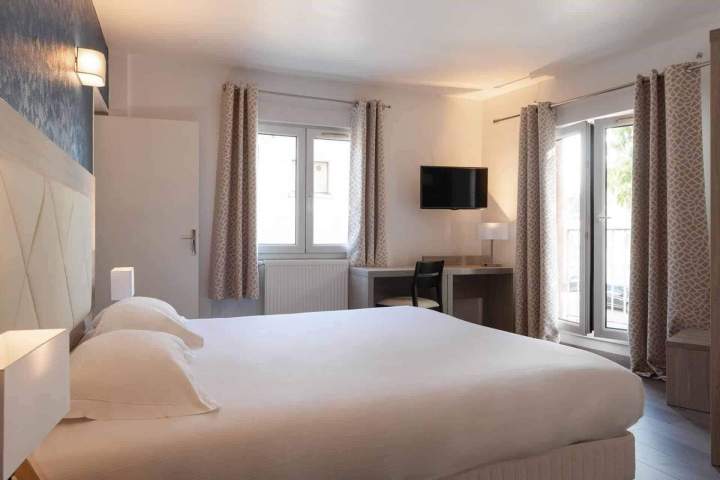 Hotel room Évreux